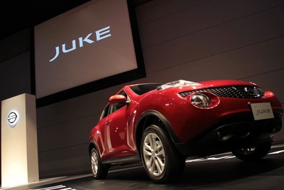 日産のサスティナビリティレポート2010…環境と安全の取り組みを説明 画像