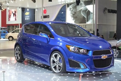 中国の自動車販売902万台、日本の3倍以上---2010年上半期 画像