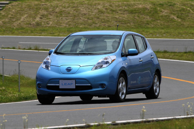 日産 リーフ、ディーラーで購入から充電器設置まで一括受付 画像