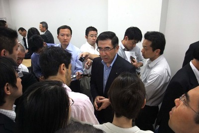 【新聞ウォッチ】鈴木修会長の御曹子初デビュー「インドも油断できない」 画像