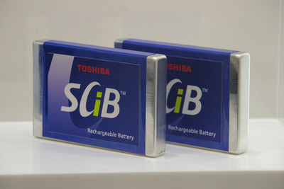 リチウムイオン電池、東芝が酸化物系負極で総合力トップ 画像