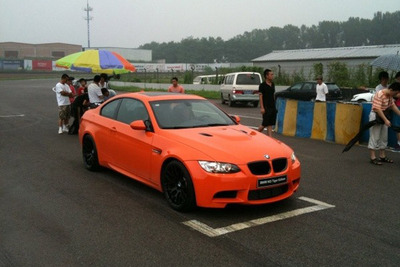 BMW M3 に中国限定タイガーエディション 画像