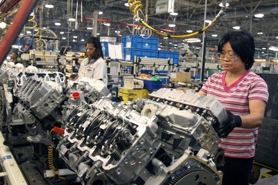GMといすゞの合弁エンジン工場、生産開始10周年を達成 画像