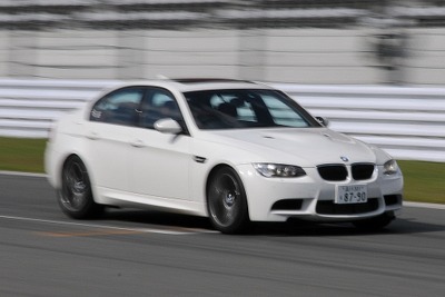 富士スピードウェイをMモデルで激走 …BMW M サーキット デイ 画像