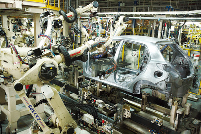 国内自動車生産、国内需要減でも輸出でカバー…9月実績 画像