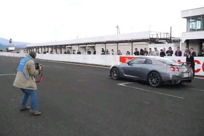 日産 GT-R の2011年モデル、0‐100km/hは3秒［動画］ 画像