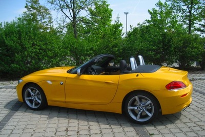 BMW Z4にデザイン・ピュア・インパルスを設定 画像