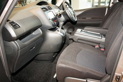 【日産 セレナ 新型発表】バッテリーに気を遣え! 画像