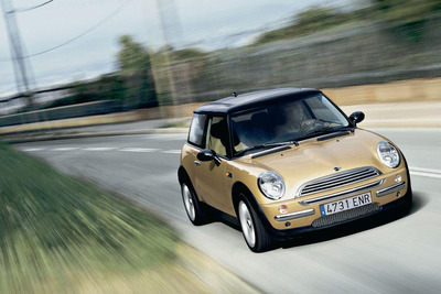 『MINI』にボディ新色と新オプション 画像