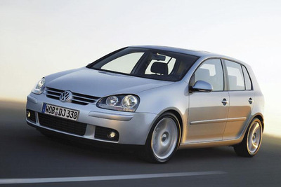 【フランクフルトショー2003出品車】新型VW『ゴルフ』は200万円でおつり 画像