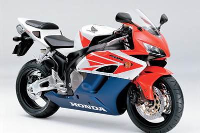 ホンダ『CBR1000RR』に電子制御ステアリングダンパー 画像