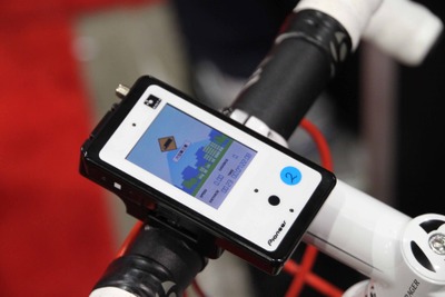 【CES 11】パイオニア、自転車利用者の健康状態管理システムを出品 画像