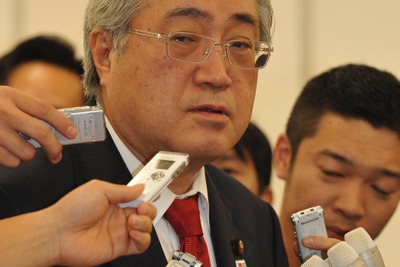 国交省の交代は大臣だけ、政務二役継続 画像