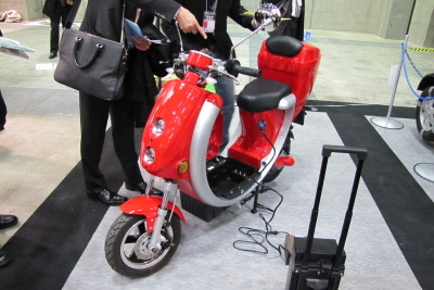 【オートモーティブ ワールド11】イタリアデザインの電動バイク、年間300台超が目標 画像
