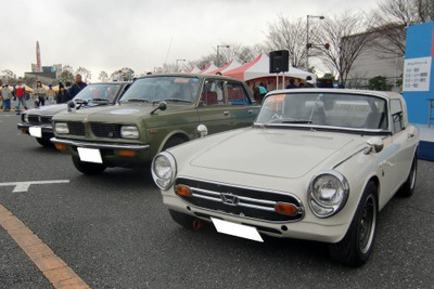 クラシックカーの新年会、お台場で開催される 画像