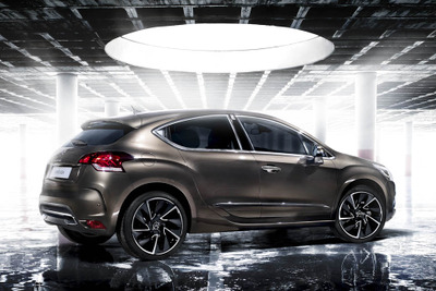 【ジュネーブモーターショー11】シトロエン DS4、市販モデルとコンセプトカーを出品 画像