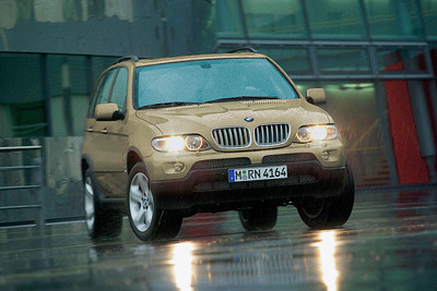 BMW『X5』大幅マイナーチェンジ、全モデルに「xDrive」 画像