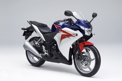 ホンダ CBR250R、ローラーロッカーアームを採用…DOHC二輪車で世界初 画像