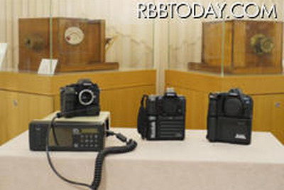 黎明期のプロ用デジタル一眼レフ　コダックが日本カメラ博物館に寄贈 画像