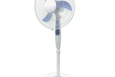 停電/ピークシフトにも対応、バッテリ内蔵扇風機 画像