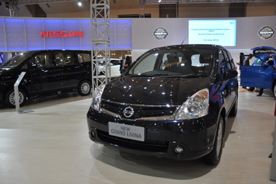 【ジャカルタモーターショー11】日産 グランドリヴィナ 詳細画像…日産のグローバルファミリーカー 画像