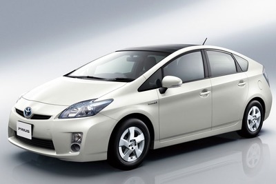 新車見積ランキング、プリウス がトップ返り咲き…オートックワン8月 画像