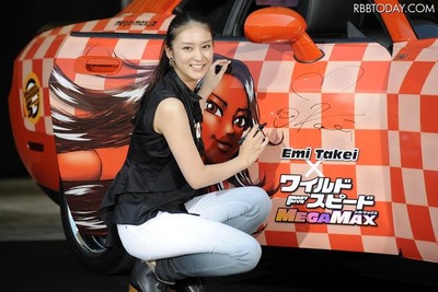 武井咲、芸能界入りの理由「車が欲しかった」 画像