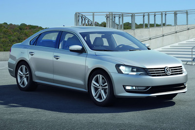 VW パサート 新型、最高の衝突安全性評価…米IIHS 画像
