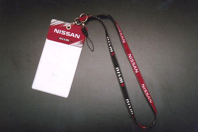 NISMOオリジナル「クレデンシャルケース」「ミニステッカーセット」発売 画像