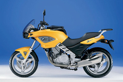 BMWモーターサイクル、「Fシリーズ」の装備、価格を変更 画像