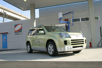 日産『エクストレイルFCV』に二酸化炭素エアコン 画像