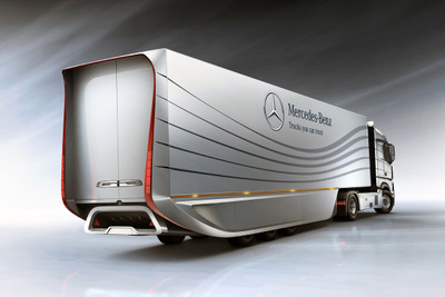 メルセデスベンツから未来の大型トレーラー…空気抵抗18％低減 画像
