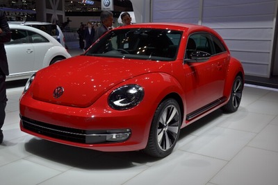【東京モーターショー11】VW ザ・ビートル 標準仕様は250万円 画像