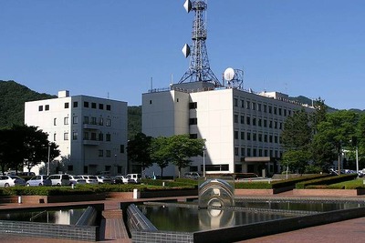 定員外乗車が発端の滑落事故、運転の教諭を書類送検 画像