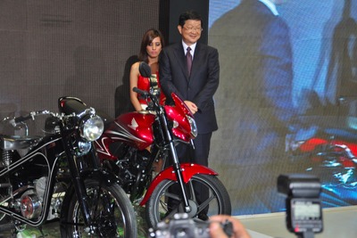 【デリーモーターショー12】ホンダ、2020年にインド二輪市場でシェア30%目指す 画像