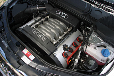 【インプレ'04】小沢コージ アウディ『A8』 アウディテクノロジーの集大成といえる一台 画像