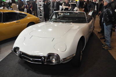 【東京オートサロン12】ユーノス ロードスター が 2000GT に大変身 画像