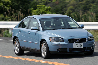 【インプレ'04】伏木悦郎 ボルボ『S40/V50』 日本の道にマッチしたプレミアムセダン 画像