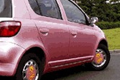 こんなオリジナルホイールで足元を強調してみないか? 画像