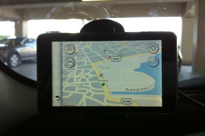 【GARMIN nuvi 3770V】スマホ的UIで海外でも日本語ナビはGARMINの専売特許 画像