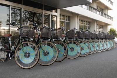 ヤマハ、泉大津市に電動アシスト自転車15台を納車 画像