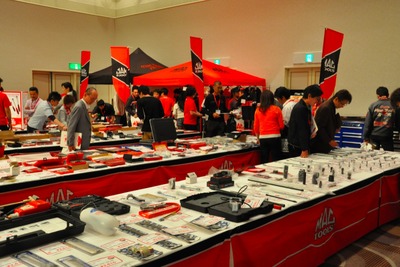 テクノイルグループのマックメカニクスツールズがDeWALT商品の販売権を取得 画像