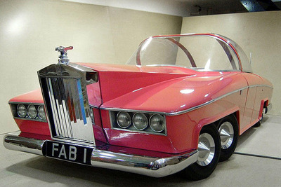 【サンダーバード】ピンクのロールスロイスがネットオークションに 画像