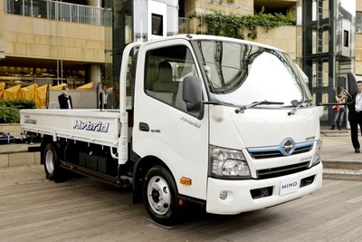 日野自動車、世界生産台数が3割増…2011年度実績 画像