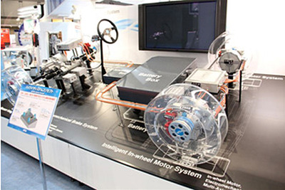 【人とくるまのテクノロジー12】NTN、インホイールモータ搭載EVなどを展示 画像