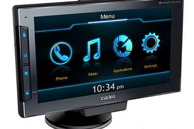 クラリオン、iPhone用車載インテリジェントコントローラーを米国で発表  画像
