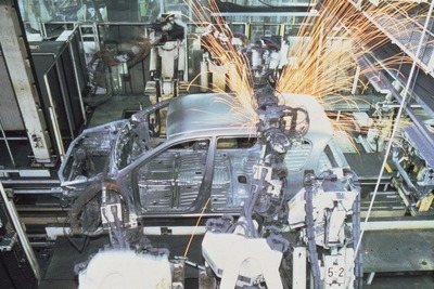 トヨタ通期決算、大幅減益、世界販売は735万2000台 画像