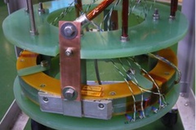 中部電力、2000MPa級の電磁力に耐える超電動コイルを開発 画像