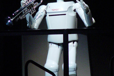 【夏休み】トヨタ・パートナーロボットの名演奏、ついに一般公開 画像
