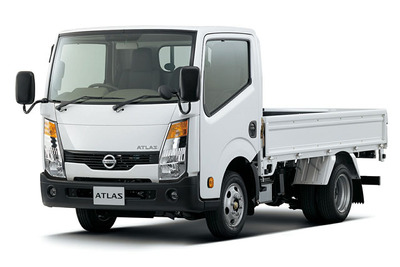 日産、アトラスF24を一部改良…シートベルトアンカーの強度向上など 画像